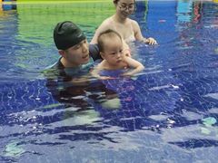 -龙格亲子游泳·水育早教运动中心(绿宝中心)