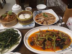 -伊兰麒兰馨园·川菜·清真馆(339电视塔店)