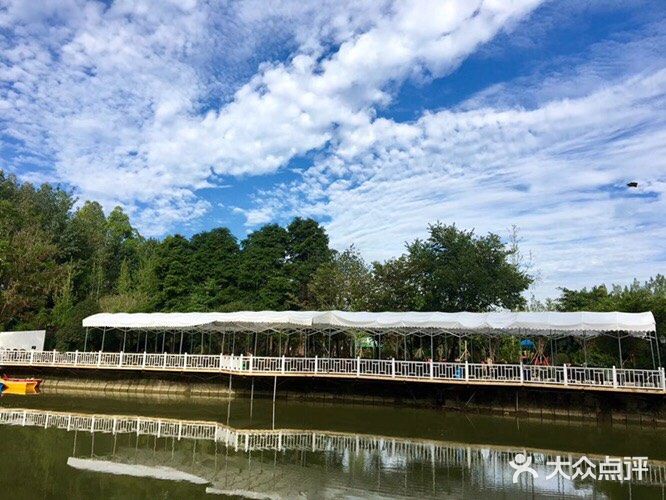 伊亚庄园·花园烧烤·柴火鸡·烤全羊·团建会议(三圣乡白鹭湾店)图片