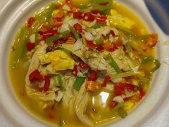 -阿瓦山寨·湘菜现炒·剁椒鱼头王(咸阳总店)