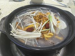 -九寨特色牦牛肉汤锅 羊肉汤锅