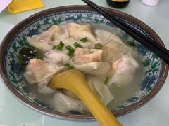 咸蛋黄馄饨-食惠里小笼包面馆(越秀店)