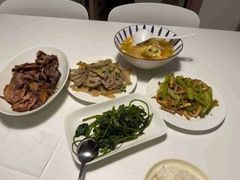 -天鹅到家·保姆月嫂育儿嫂(蔚蓝海岸店)