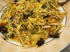 -悦府东北私房菜·饺子王·铁锅炖(长白山万达店)