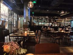 大堂-Carbon莫卡哆·意大利复古集市餐厅(杭州大厦店)