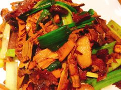 -黑鸡小馆(金源店)