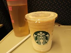 -星巴克(广州南站A18检票口楼上)