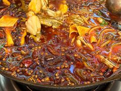 -鸿顺老铁锅美蛙鱼府(解放碑店)