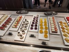 -万荟轩海鲜·粤式点心自助餐厅(蓝海风万怡酒店)