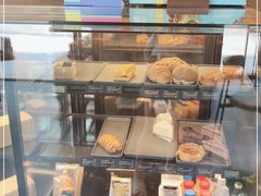 面包甜点陈列柜-星巴克臻选(上海长风大悦城店)