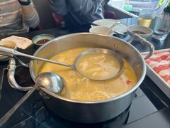 -鲜入唯煮·港式海鲜牛肉火锅(金宝街店)