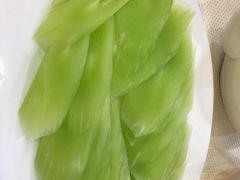 -渝君重庆火锅(嘉宾路店)