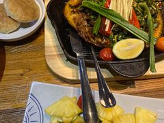 香辣酸菜黑鱼火锅-云海肴汽锅鸡·云南小炒(天津国金汇店)