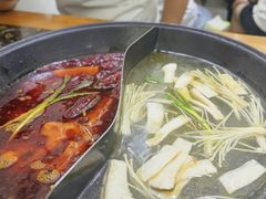 -重庆故事姊妹老火锅(财经学院店)