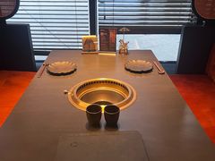 -铭牛烧肉·和牛海鲜自助(高新月牙湖店)