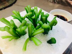 冰镇芥兰-御花园·粤菜·海鲜火锅(中山公园店)