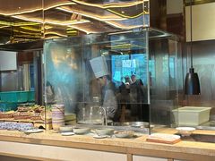 -大中华希尔顿酒店-念自助餐·嗨啤·小龙虾