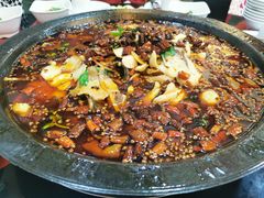 -烧哥美蛙肥肠鱼火锅·十五年社区店