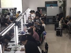-英皇培训学校