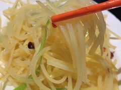 酸辣土豆丝-老头儿油爆虾·知味杭州(爱琴海购物中心)