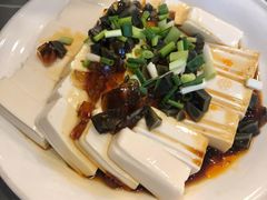 皮蛋拌豆腐-东北农家小院(定西路店)