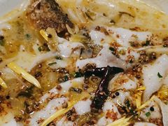 -渔语鱼酸菜鱼新川菜(来福士店)