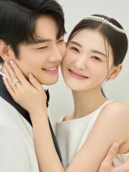 -喜爱高定婚纱摄影