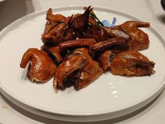 脆皮乳鸽-美林阁