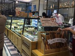 面包甜点陈列柜-味多美(民星路店)