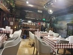 -三个大叔烤羊肉串·炭炉砂锅菜(西三旗店)