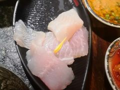 -老牌坊云南鱼豆花火锅(哈西万达店)