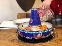 -毛辣果·贵州红酸汤牛肉火锅(西单店)
