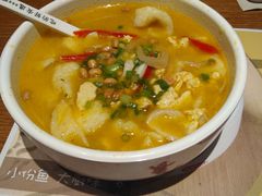 -渝是乎酸菜鱼(龙旗购物中心店)