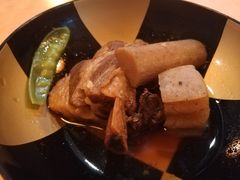 套餐里的炖猪蹄-黒豚料理 寿庵(中央駅西口店)