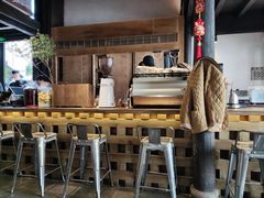 -Metal hands·铁手咖啡