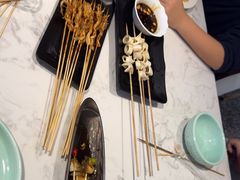 -嗨辣小聚·盘锦河蟹·海鲜烧烤龙虾(盘锦十年好店)