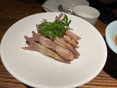 -榕树下·茶生活美学空间(江东中路店)