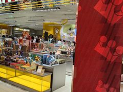 -泡泡玛特POPMART(蓝色港湾店)