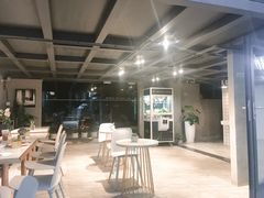 -ADO KAFE(大学城店)