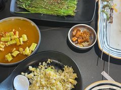 -许哥东北烧烤·铁丳烤串·宫后夹肉(繁花中心店)