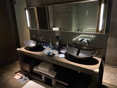 -杭州逸酒店(西湖武林店)