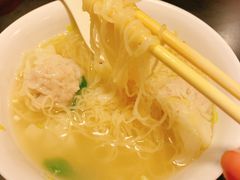 -伍湛记 · 广州老字号(龙津中路店)