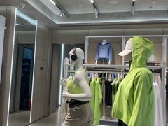 -迪桑特DESCENTE(北京三里屯BLANC店)
