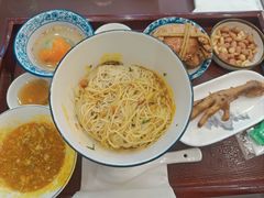 -百年老字号·观振兴蟹黄面·三虾面·苏式面(观前街富仁坊巷店)