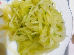 -月枫江南小馆(绿地缤纷广场店)