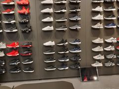 -王府井奥莱临潼小镇(临潼店)