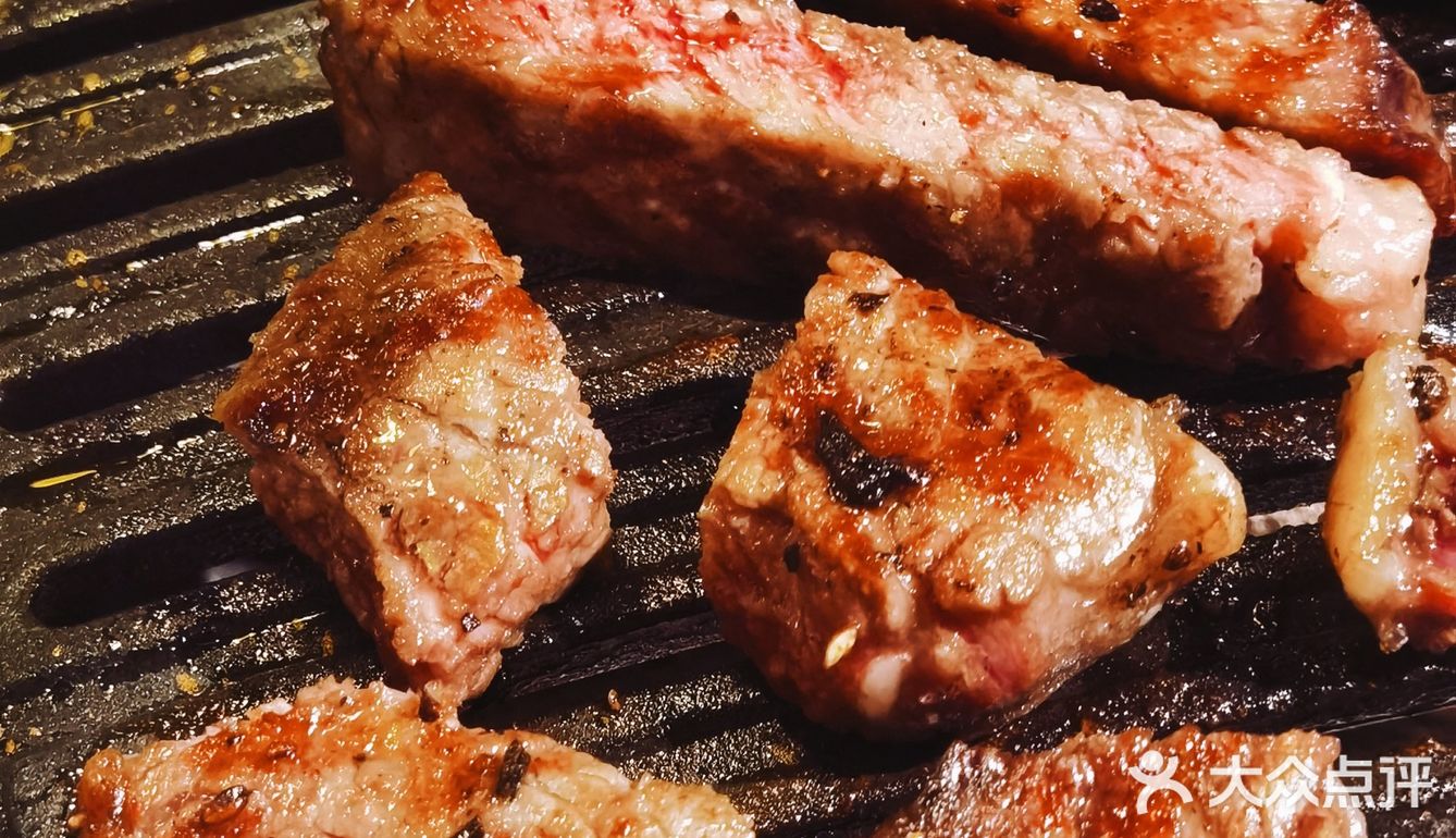 来一盘干式熟成肉眼 