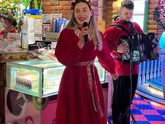 -米德维奇俄式西餐厅(西六道街店)