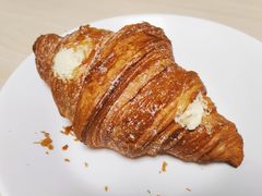 泡芙羊角-OUR Bakery(三里屯太古里店)