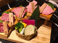 -山川小町·极番烧肉(新地假日广场店)